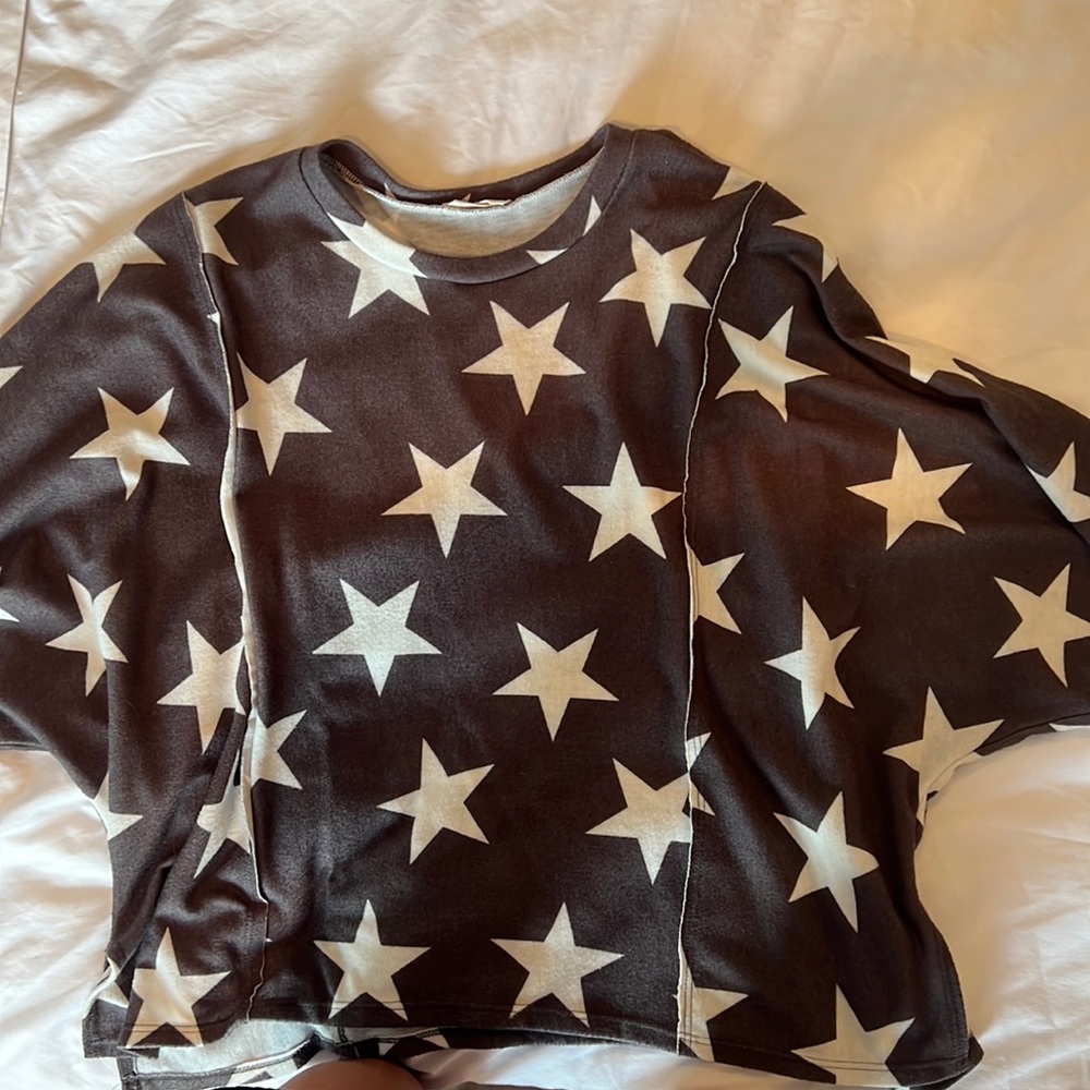 Star sweatshirt